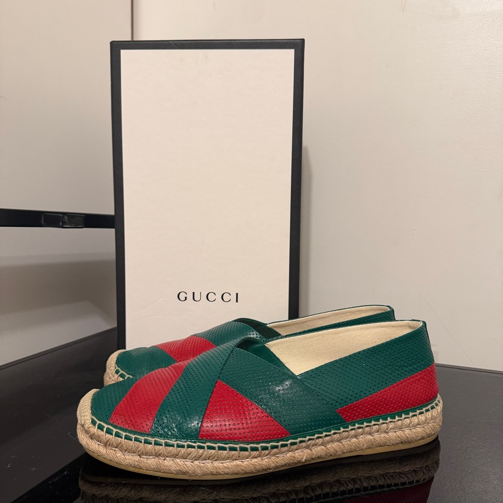 Gucci Green and Red Espadrilles authentic 10.5